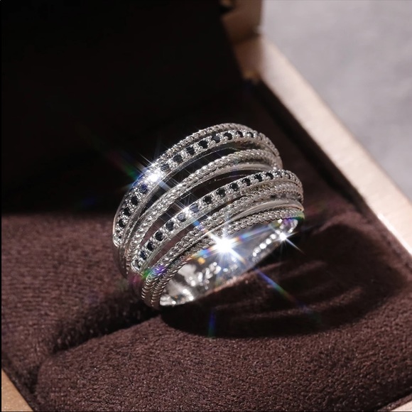 New 925 Silver Stackable Round Cut Sapphire Ring - Picture 3 of 4